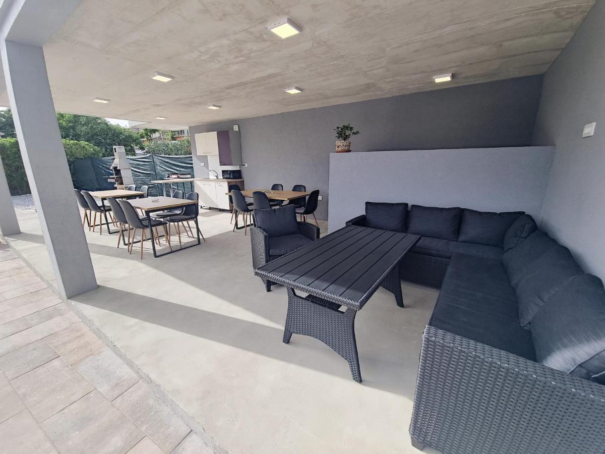 Apartman 2 Apartment Liznjan Exterior photo